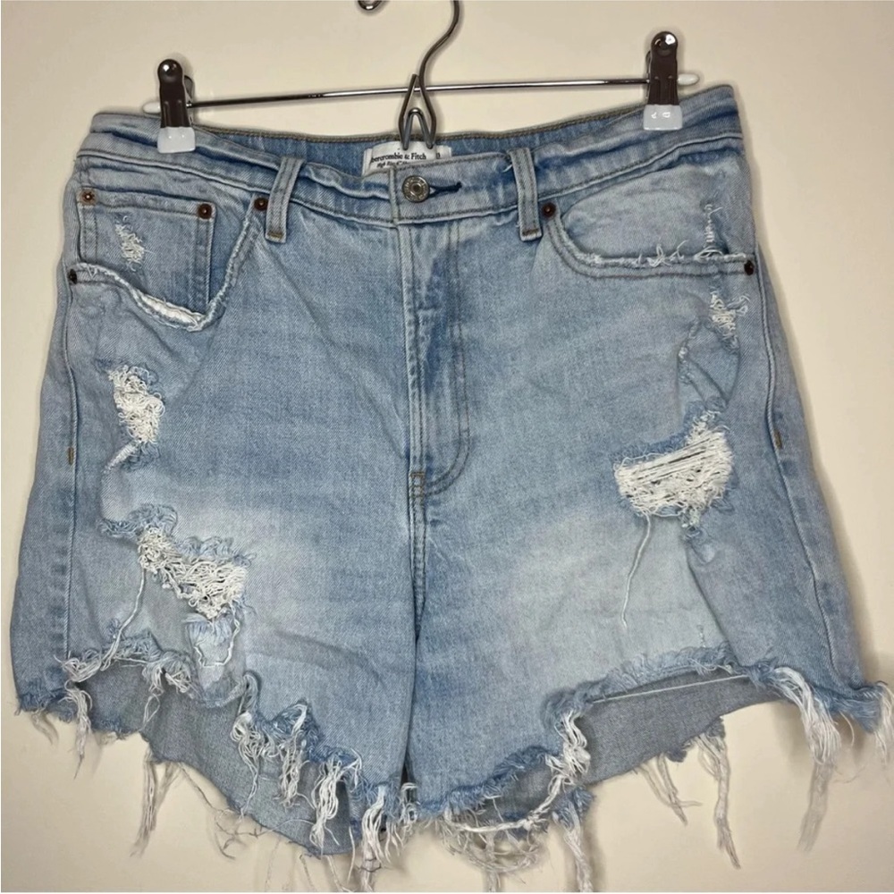 Abercrombie & Fitch 4” Curve Love High Rise Jean Shorts - Picture 2 of 8